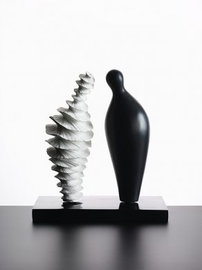 sculpture-benoit-luyckx-black-and-white-2003-2014-resine